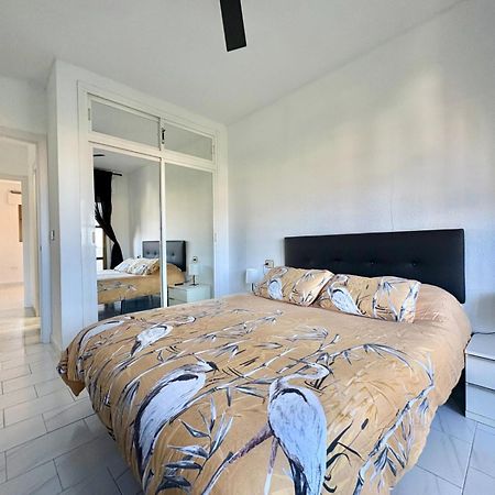 Kion Beach Appartment Mijas-Costa Малага Экстерьер фото