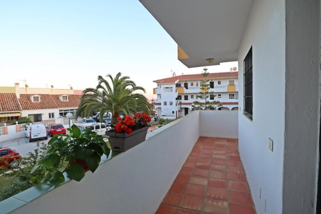 Kion Beach Appartment Mijas-Costa Малага Экстерьер фото