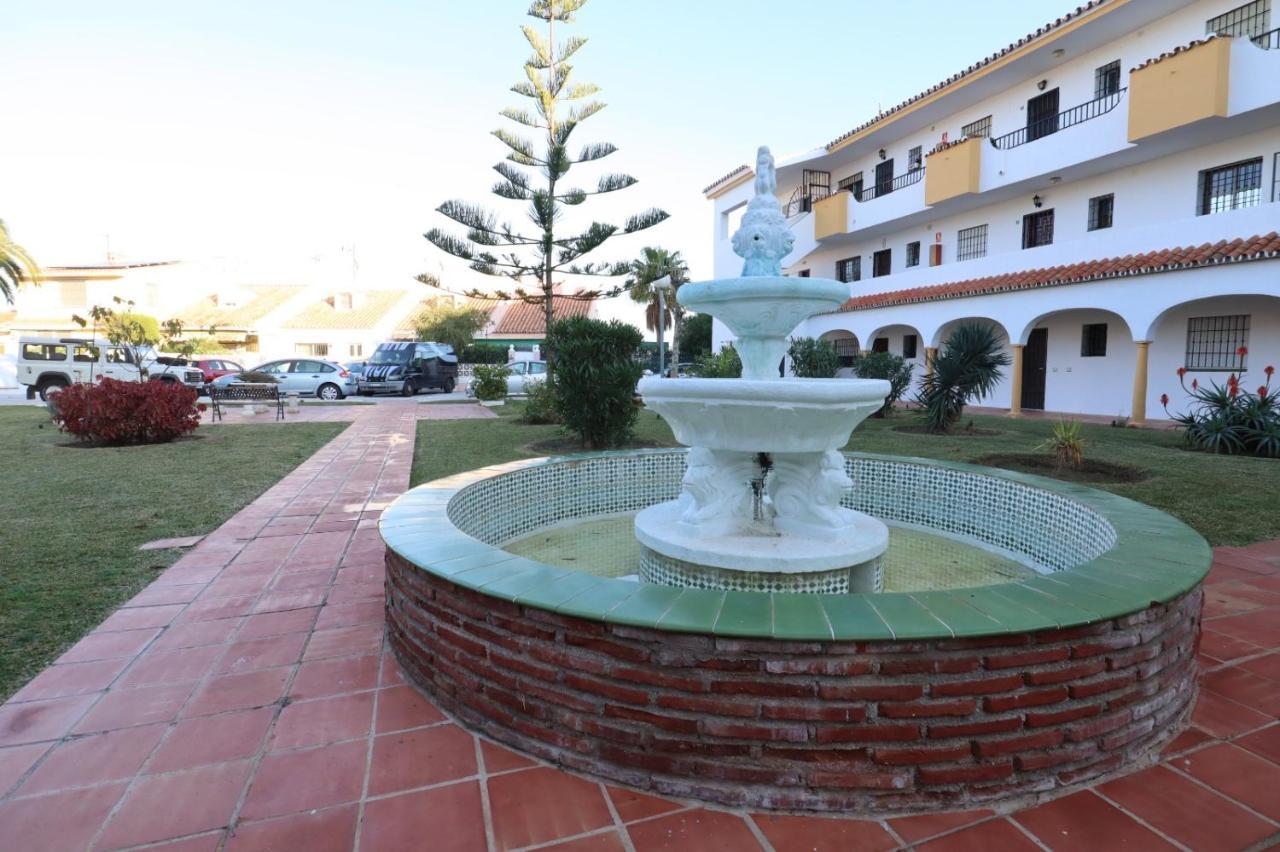 Kion Beach Appartment Mijas-Costa Малага Экстерьер фото