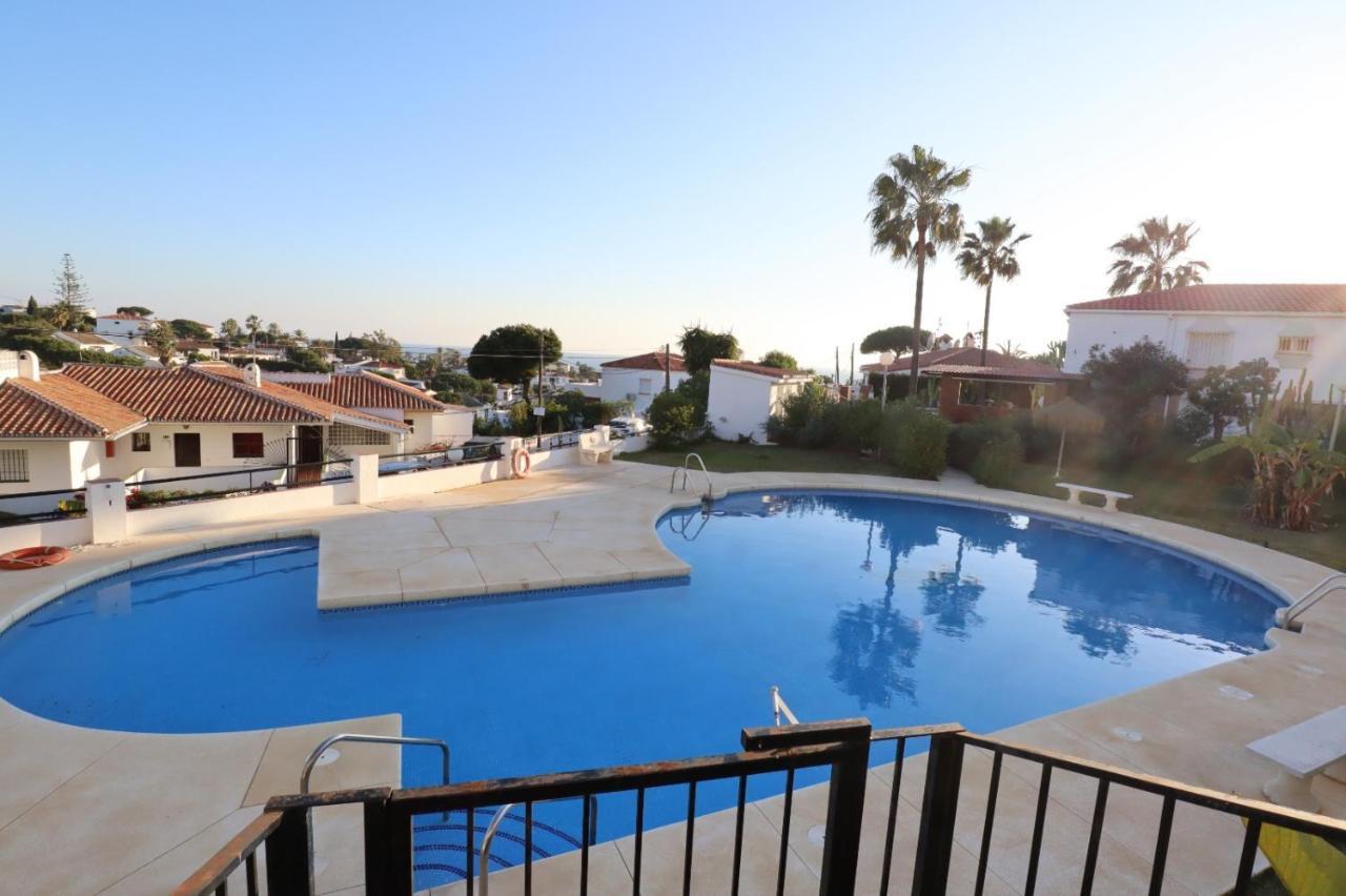 Kion Beach Appartment Mijas-Costa Малага Экстерьер фото